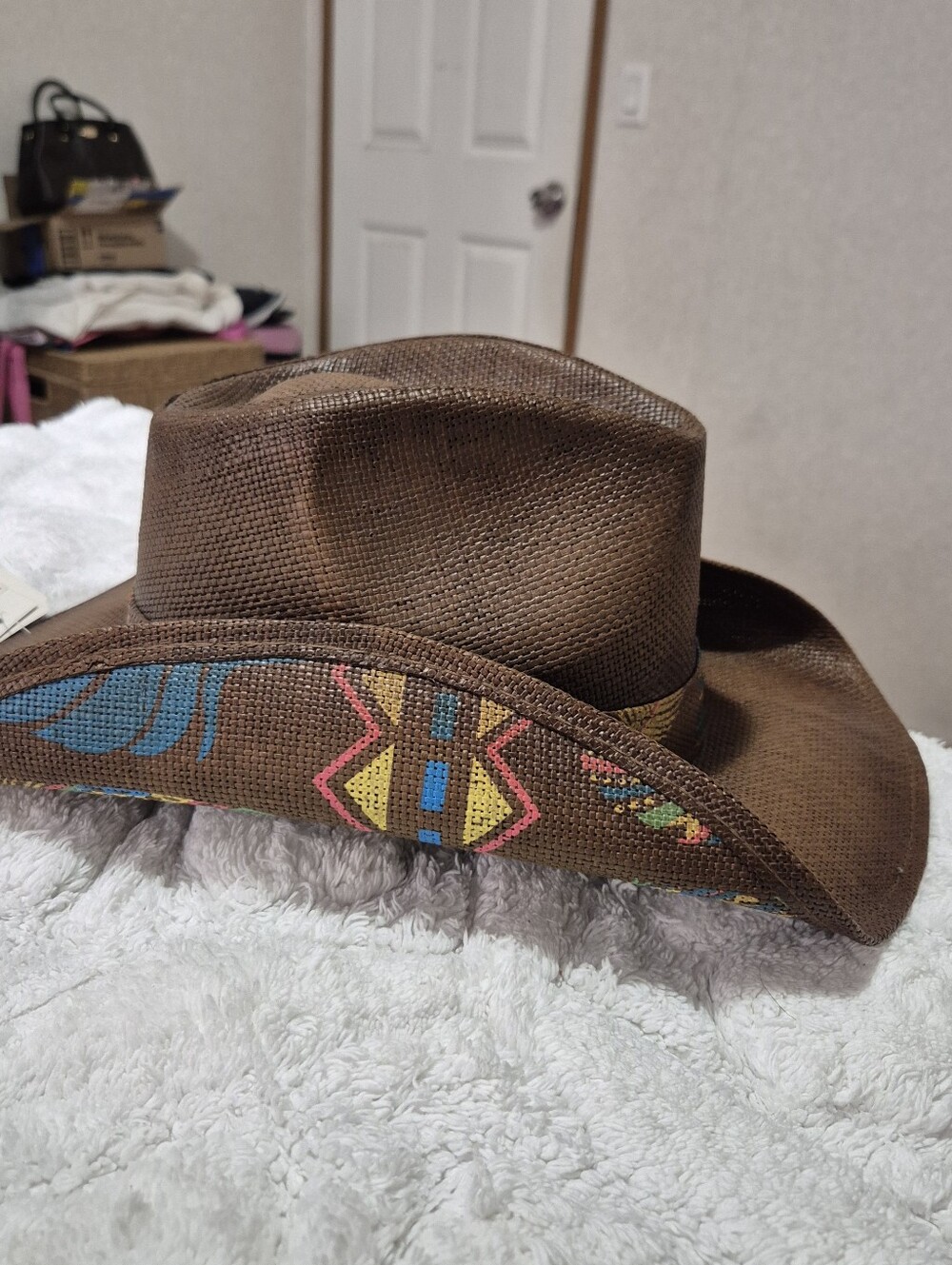 NWT Brown Straw Cowboy Hat with Colorful Southwestern Trim..SIZE:OS